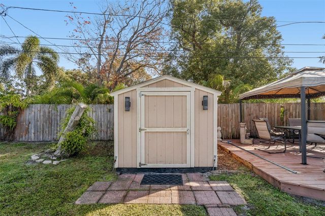 614 12TH STREET NW, Largo, FL 33770