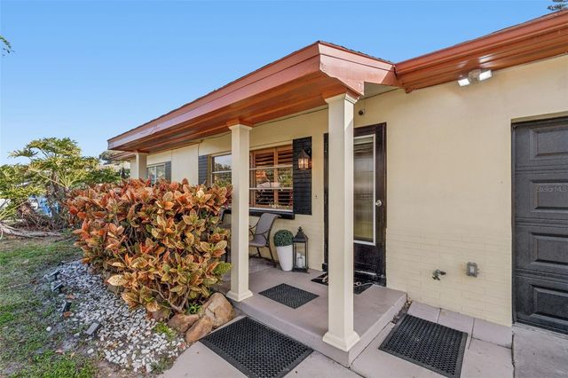 614 12TH STREET NW, Largo, FL 33770