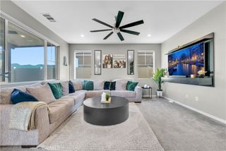 2493 Gunner Ridge Way, Rialto, CA 92377