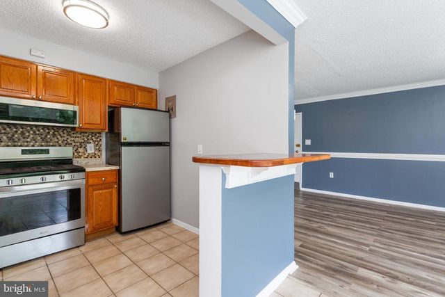 1826 METZEROTT RD #B5, Hyattsville, MD 20783
