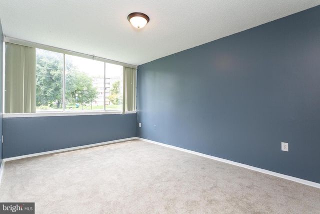 1826 METZEROTT RD #B5, Hyattsville, MD 20783