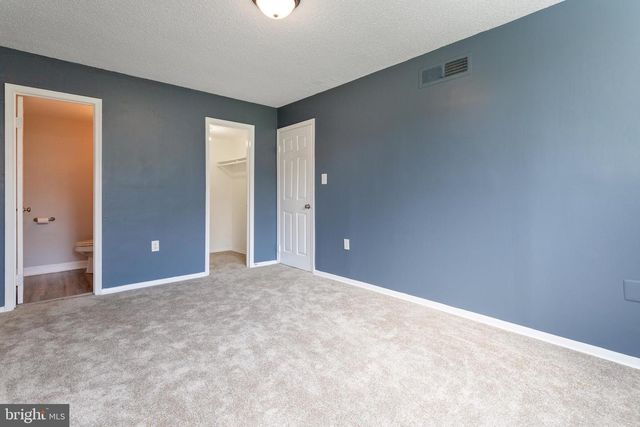 1826 METZEROTT RD #B5, Hyattsville, MD 20783
