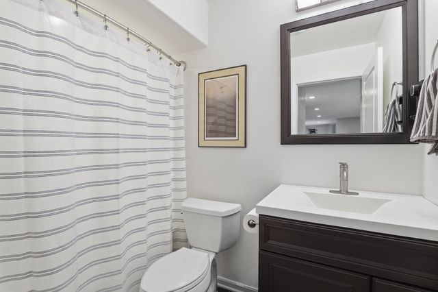 1027 S Virgil Ct, Greenacres, WA 99016