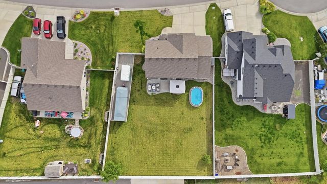 1027 S Virgil Ct, Greenacres, WA 99016