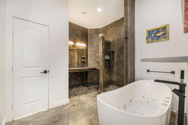 475 Pinnacle, Trinity, TX 75862