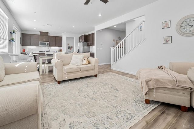 2515 Muscat Street, Hanford, CA 93230