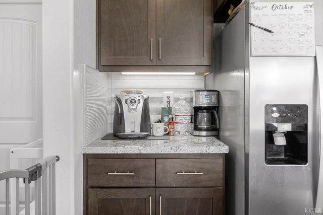 2515 Muscat Street, Hanford, CA 93230