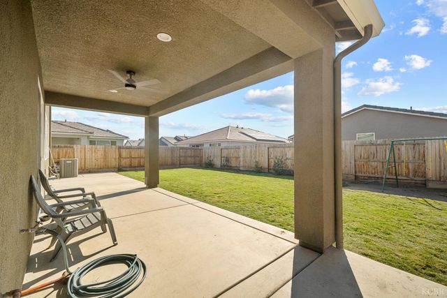 2515 Muscat Street, Hanford, CA 93230