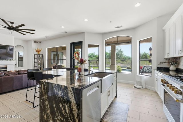 26627 N 46TH Place, Cave Creek, AZ 85331