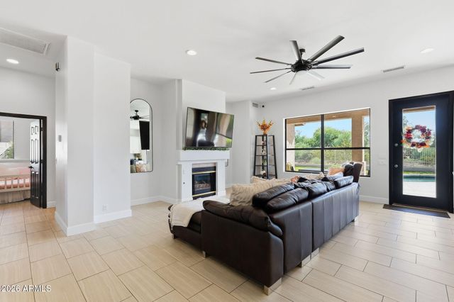 26627 N 46TH Place, Cave Creek, AZ 85331