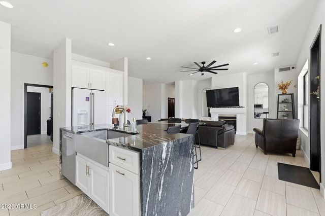 26627 N 46TH Place, Cave Creek, AZ 85331