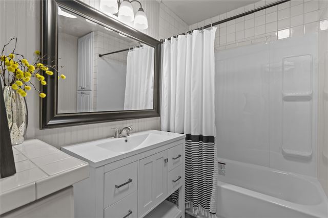 710 W HILL Street, Grand Saline, TX 75140