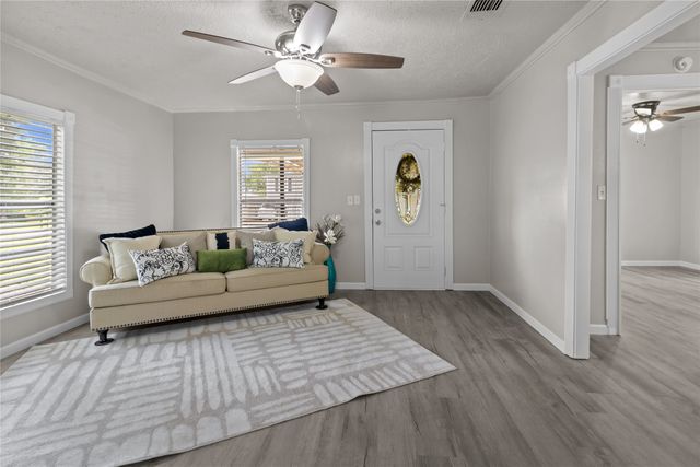 710 W HILL Street, Grand Saline, TX 75140