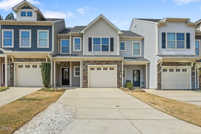 243 Beaconwood Lane, Holly Springs, NC 27540