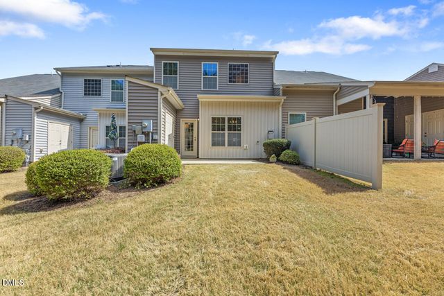 243 Beaconwood Lane, Holly Springs, NC 27540