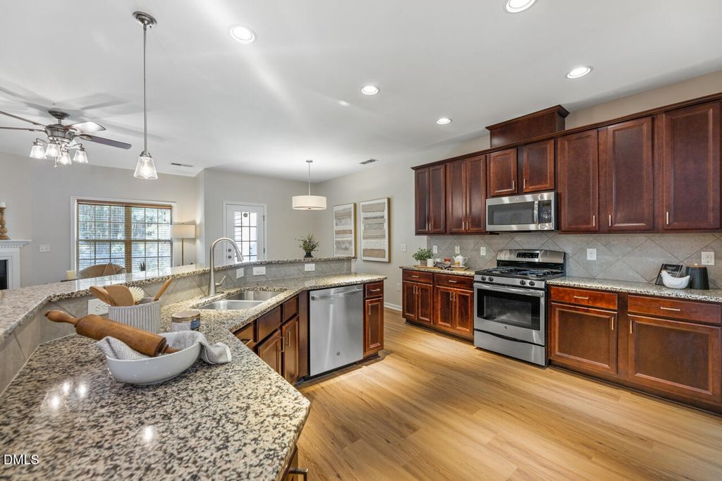 243 Beaconwood Lane, Holly Springs, NC 27540