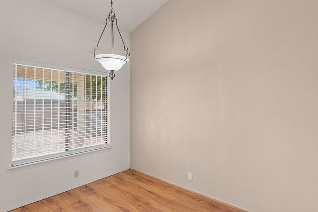 7604 Elderwood Drive NW, Albuquerque, NM 87120