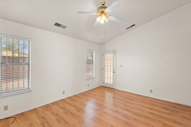 7604 Elderwood Drive NW, Albuquerque, NM 87120
