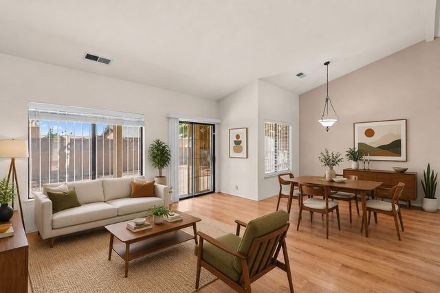 7604 Elderwood Drive NW, Albuquerque, NM 87120