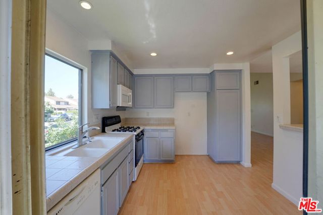 24640 Masters Cup Way, Valencia, CA 91355