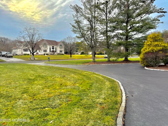 2 Lucas Lane, Millstone, NJ 08510