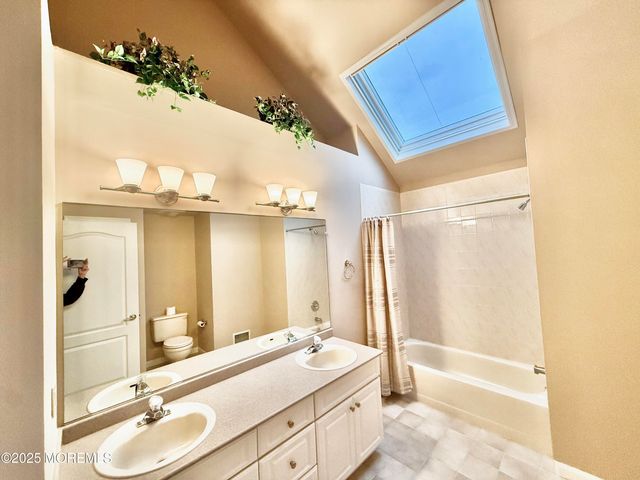 2 Lucas Lane, Millstone, NJ 08510