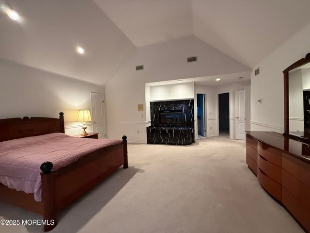 2 Lucas Lane, Millstone, NJ 08510