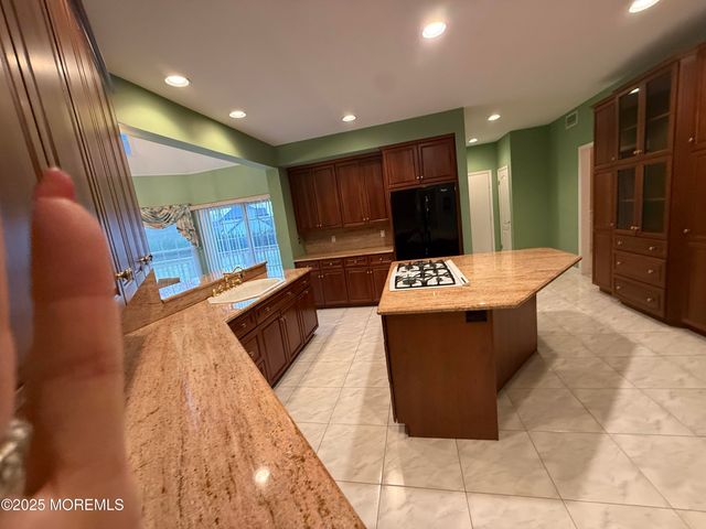 2 Lucas Lane, Millstone, NJ 08510