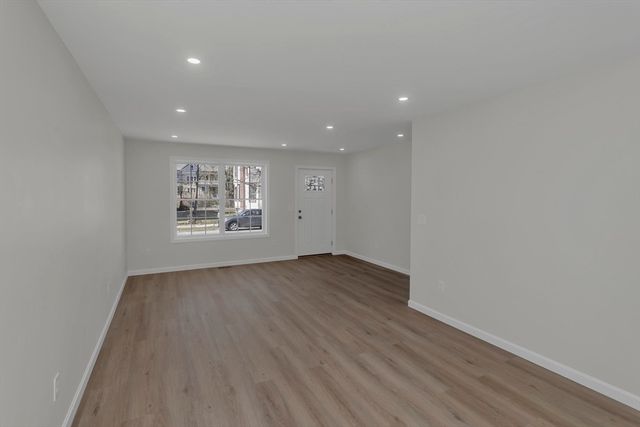 63-65 Euclid Ave, Springfield, MA 01108