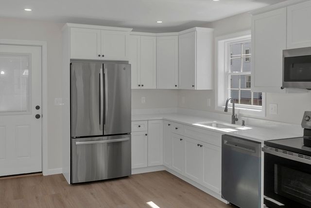63-65 Euclid Ave, Springfield, MA 01108