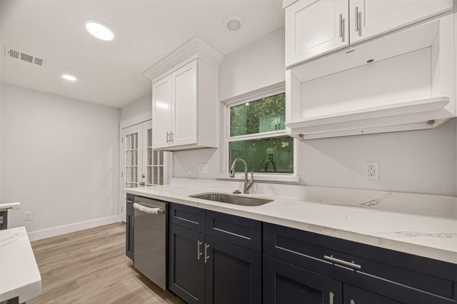 12711 Claygate Drive, Houston, TX 77047