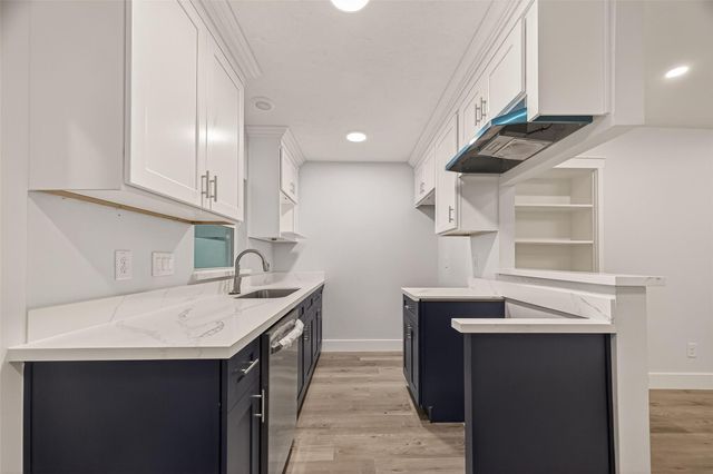 12711 Claygate Drive, Houston, TX 77047