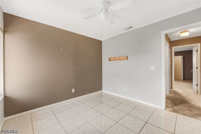 5581 Longleaf DR, North Fort Myers, FL 33917