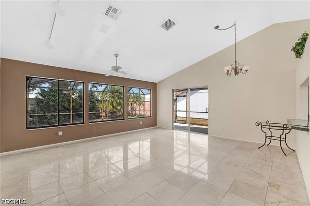 5581 Longleaf DR, North Fort Myers, FL 33917