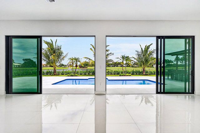 4887 Bocaire Boulevard, Boca Raton, FL 33487