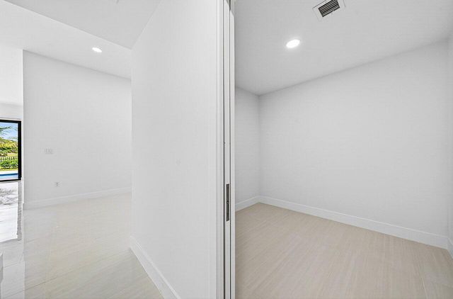 4887 Bocaire Boulevard, Boca Raton, FL 33487