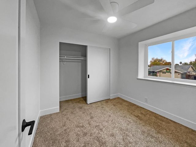 7952 Summerplace Dr, Citrus Heights, CA 95621