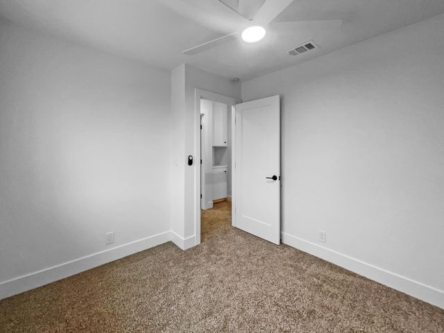 7952 Summerplace Dr, Citrus Heights, CA 95621