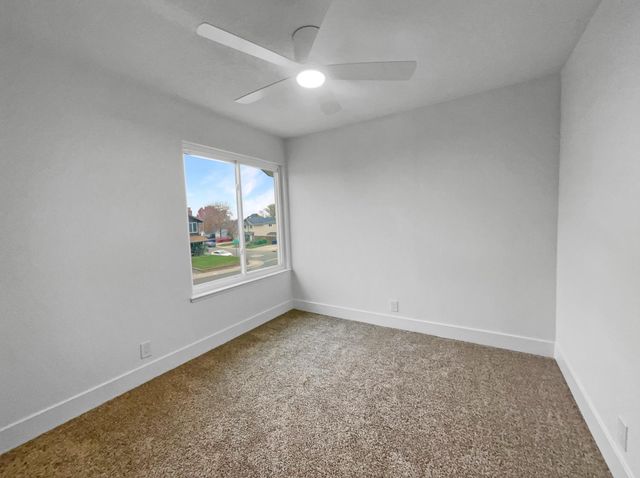 7952 Summerplace Dr, Citrus Heights, CA 95621