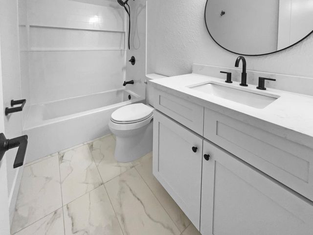 7952 Summerplace Dr, Citrus Heights, CA 95621