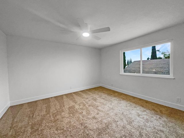 7952 Summerplace Dr, Citrus Heights, CA 95621