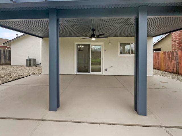 7952 Summerplace Dr, Citrus Heights, CA 95621