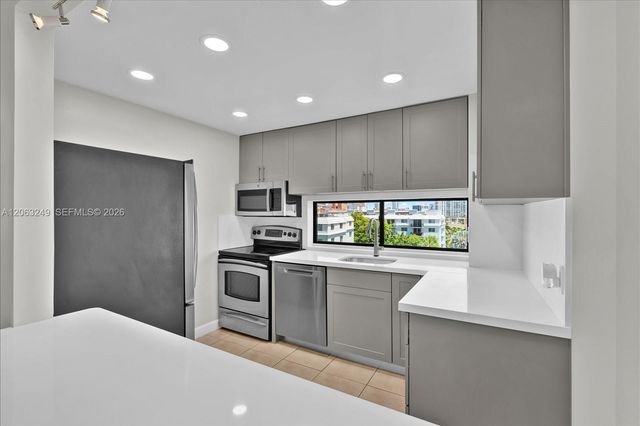 17021 N Bay Road 705, Sunny Isles Beach, FL 33160
