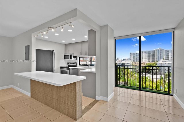 17021 N Bay Road 705, Sunny Isles Beach, FL 33160