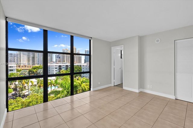 17021 N Bay Road 705, Sunny Isles Beach, FL 33160