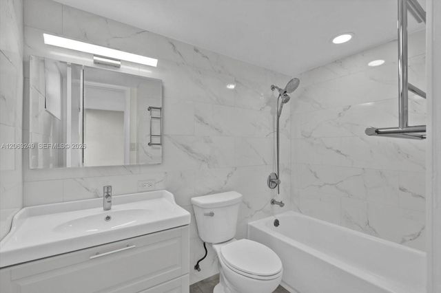 17021 N Bay Road 705, Sunny Isles Beach, FL 33160