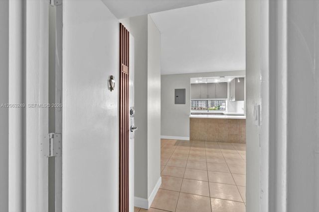 17021 N Bay Road 705, Sunny Isles Beach, FL 33160
