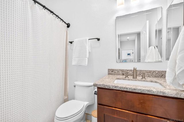 803 El Caballo, Oceanside, CA 92057