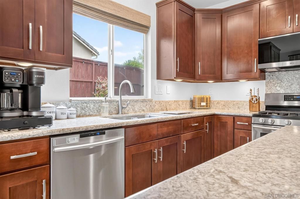 Image 16 of property listing at 803 El Caballo, Oceanside, CA 92057