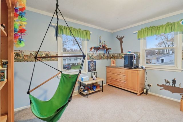 610 Maple Drive, Buffalo Grove, IL 60089